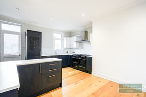 Photo 18- click for photo gallery